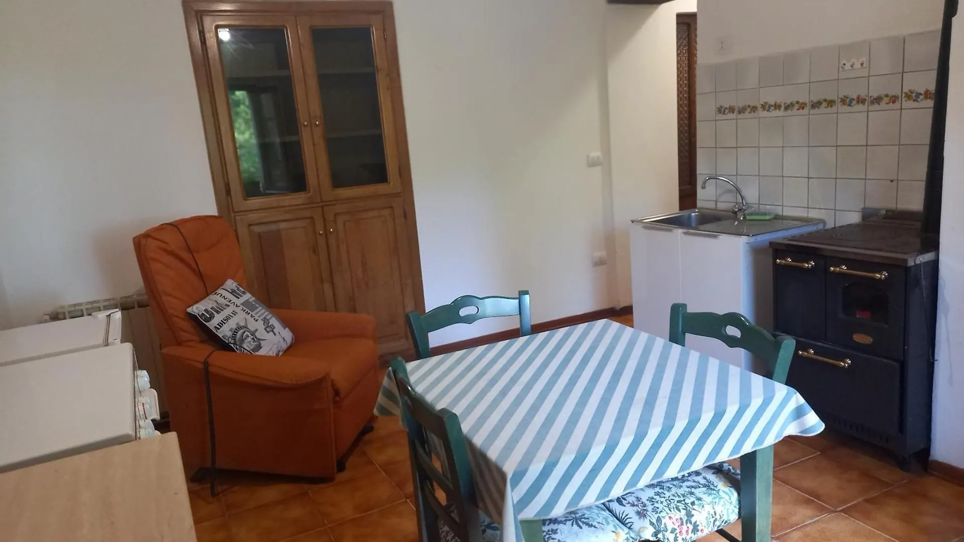 农家乐 Agriturismo Fonte Magria 阿巴迪亚·圣萨尔瓦多